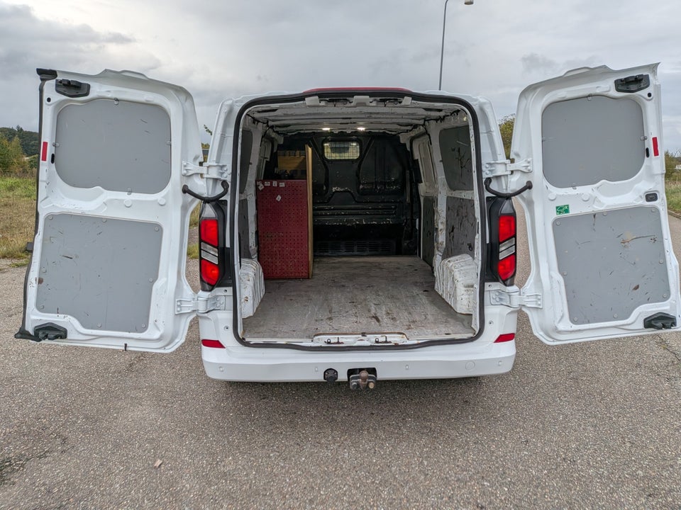 Ford Transit Custom 300 L2 2,0 EcoBlue Limited aut.