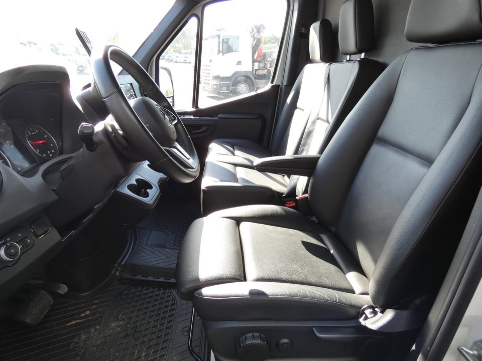 Mercedes Sprinter 317 2,0 CDi A2 Kassevogn aut. RWD