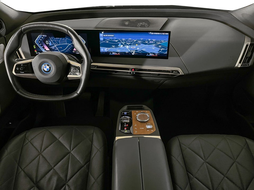 BMW iX xDrive50 5d