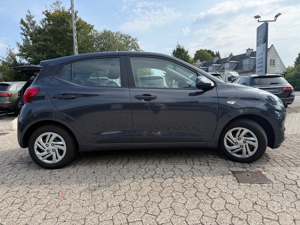 Hyundai i10 1,0 MPi Essential 5d
