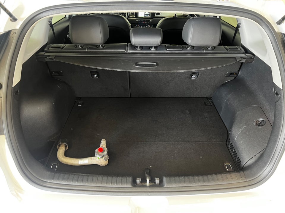 Kia Niro 1,6 PHEV Advance DCT 5d