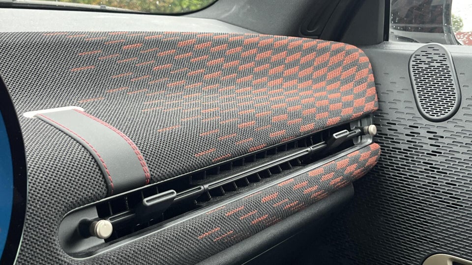 MINI Cooper E JCW Trim M 3d