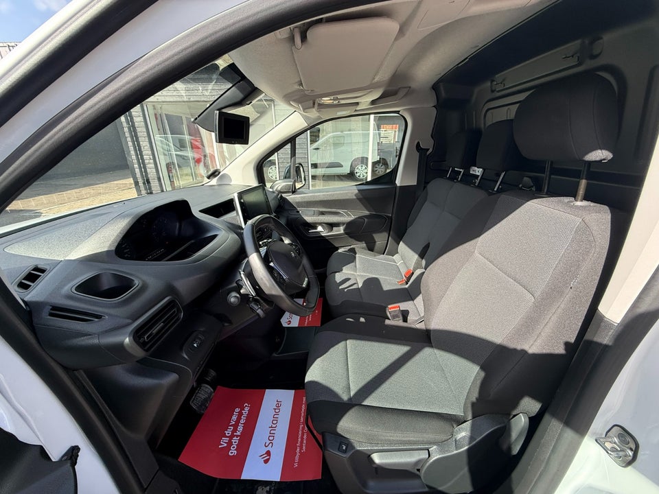 Peugeot Partner 1,5 BlueHDi 130 L2V2 Ultimate EAT8 Van