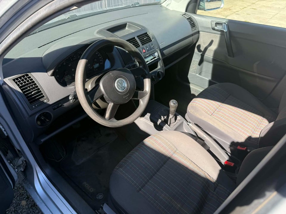 VW Polo 1,4 Trendline 75 5d