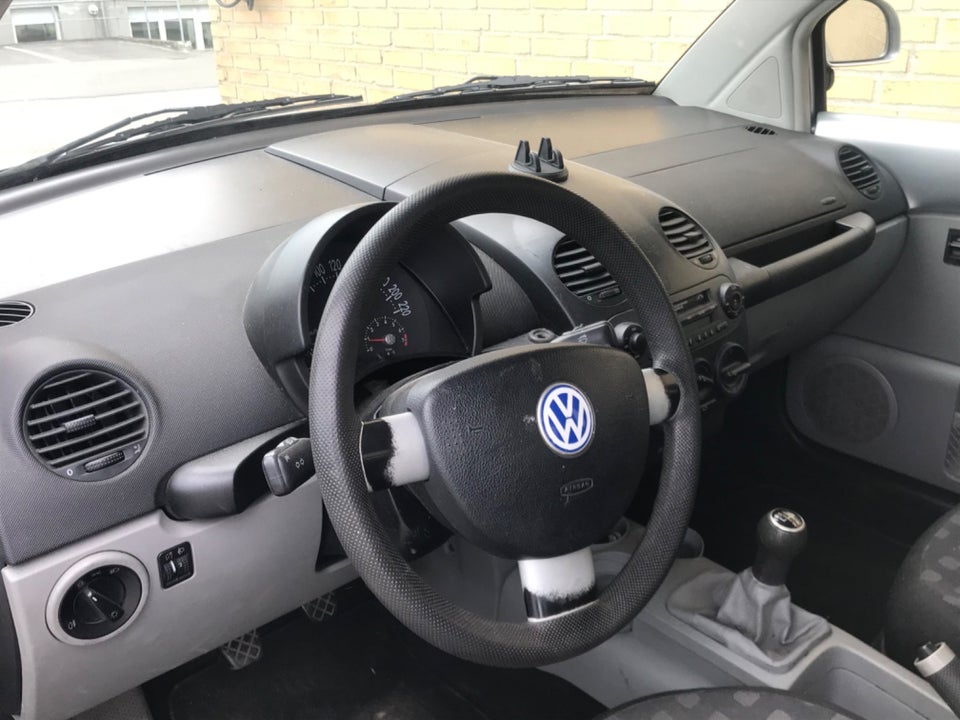 VW New Beetle 2,0 Highline 2d