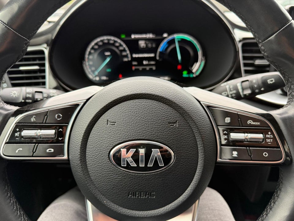 Kia XCeed 1,6 PHEV Upgrade DCT 5d