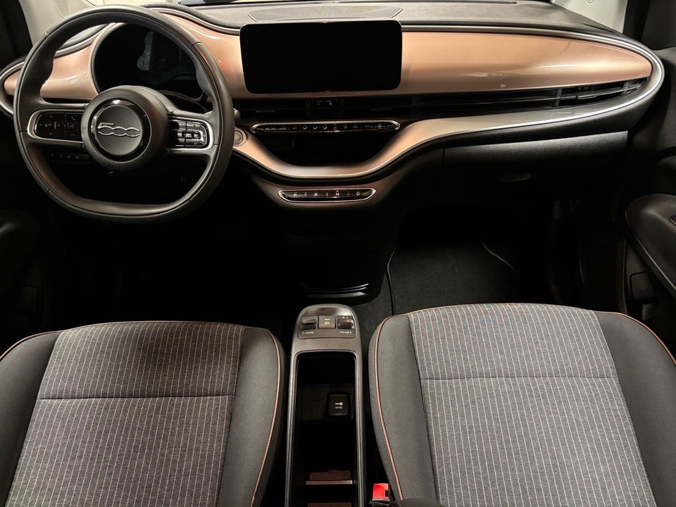 Fiat 500e 42 Icon 3+1 4d