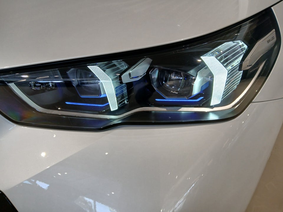 BMW i5 eDrive40 M-Sport 4d