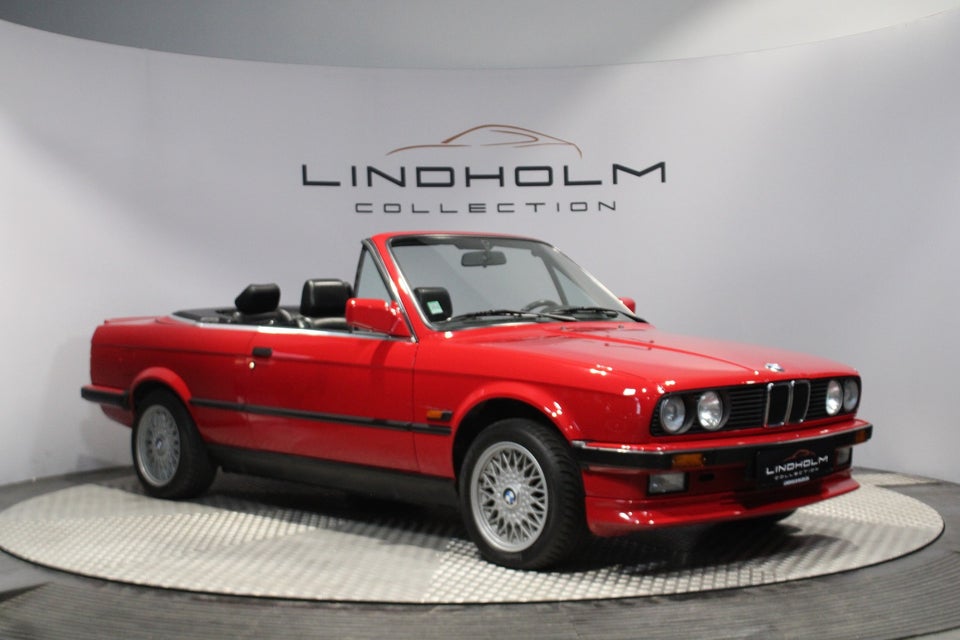 BMW 320i 2,0 Cabriolet 2d