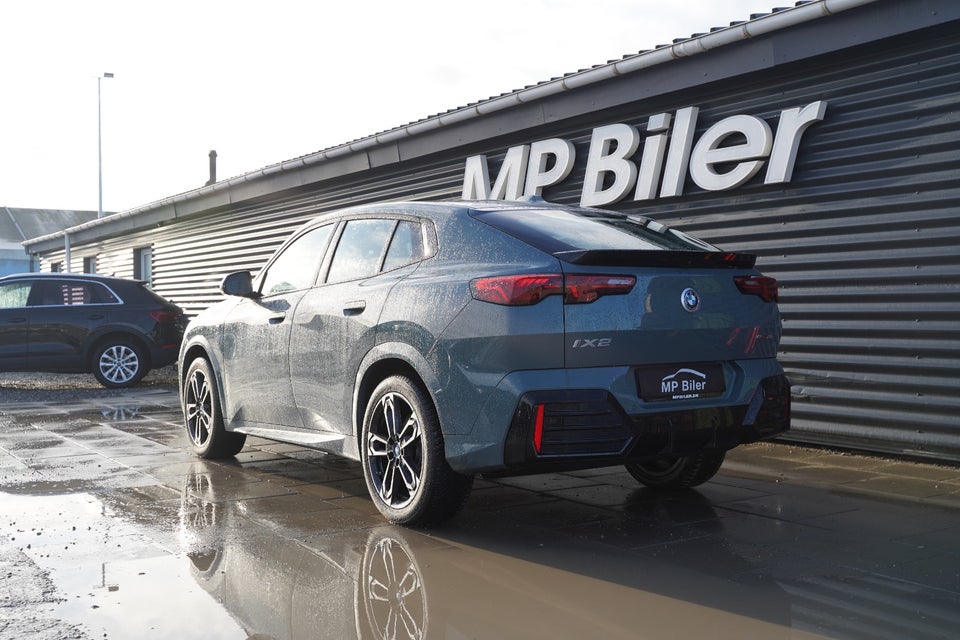 BMW iX2 eDrive20 M-Sport 5d