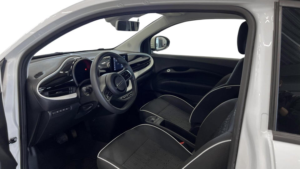 Fiat 500e 24 Action 3d