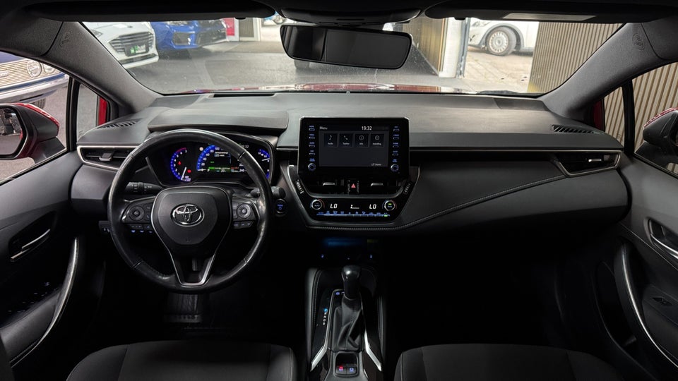 Toyota Corolla 1,8 Hybrid H3 Smart Touring Sports MDS 5d