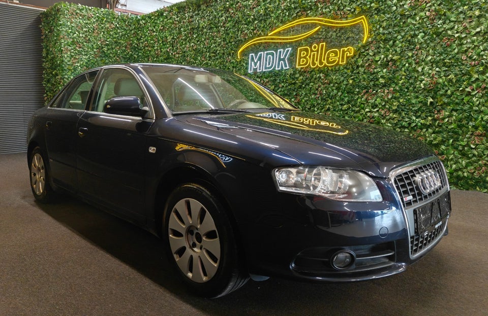 Audi A4 2,0 S-line 4d