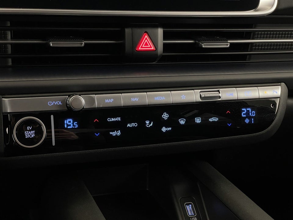 Hyundai Ioniq 6 53 Essential 4d