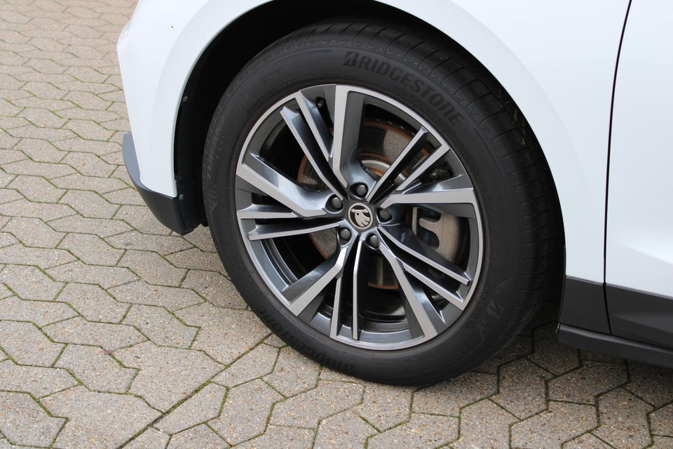 Skoda Enyaq 85 iV Loft 5d