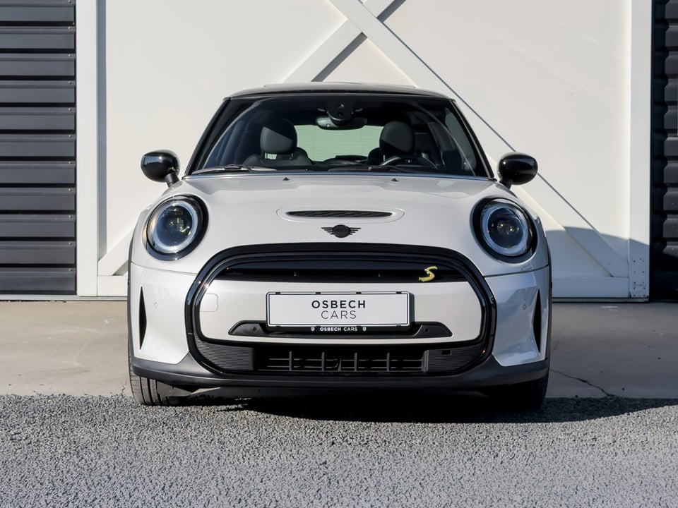 MINI Cooper SE Classic Trim 3d