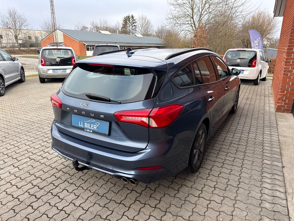 Ford Focus 1,0 EcoBoost ST-Line stc. 5d