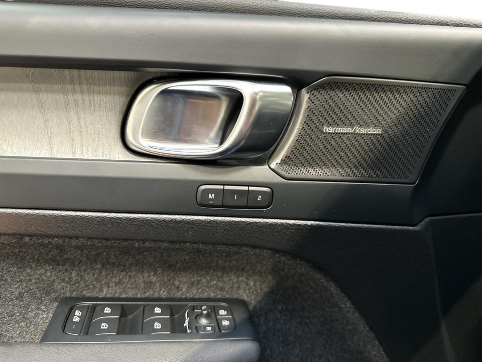 Volvo EX40 Extended Range Ultra 5d