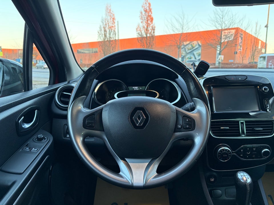 Renault Clio IV 0,9 TCe 90 Limited Sport Tourer 5d