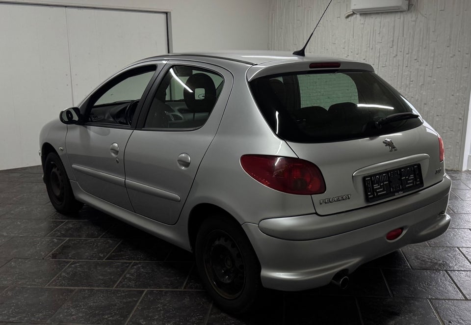 Peugeot 206 1,4 S-line 5d