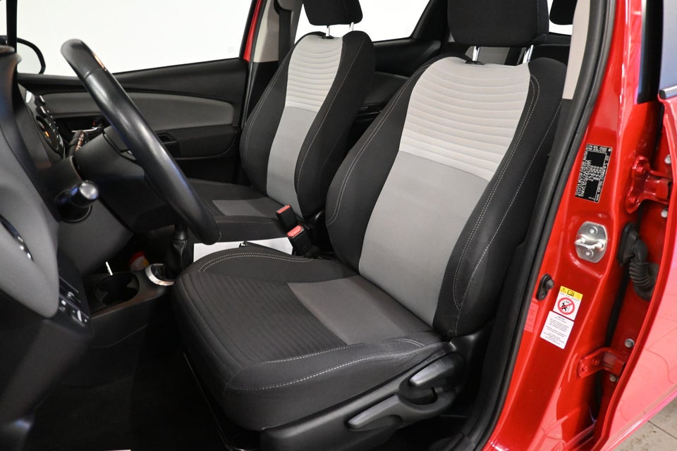 Toyota Yaris 1,0 VVT-i T2 5d