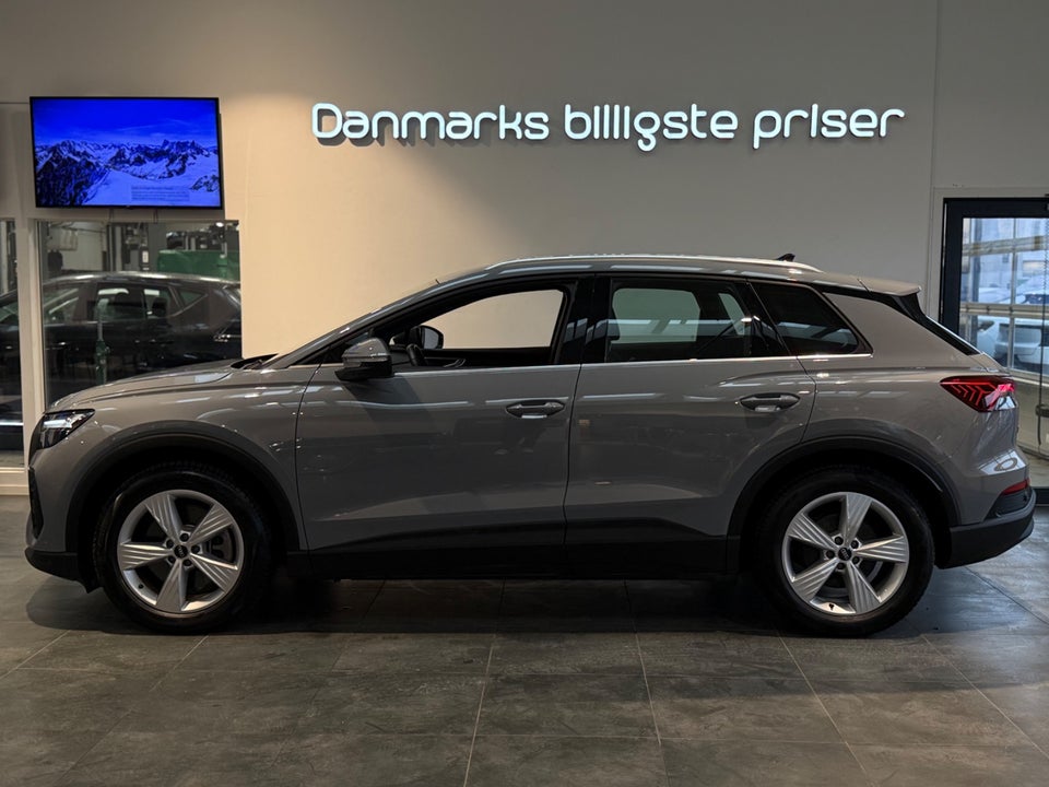 Audi Q4 e-tron 40  5d