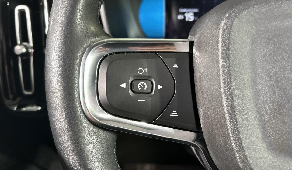 Volvo XC40 P6 ReCharge Core 5d