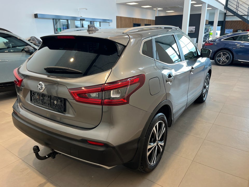 Nissan Qashqai 1,2 Dig-T 115 N-Connecta X-tr. 5d