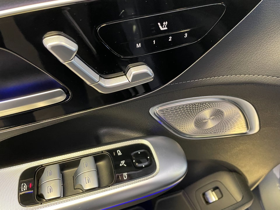 Mercedes EQE350 Avantgarde 4d