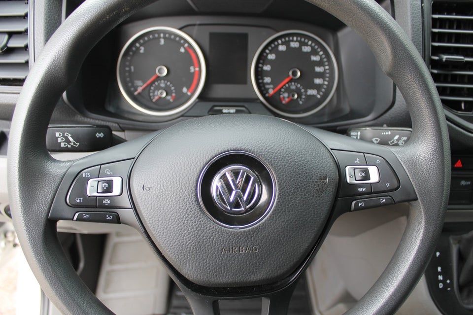 VW Crafter 30 2,0 TDi 177 Kassevogn L3H2 aut. 4Motion