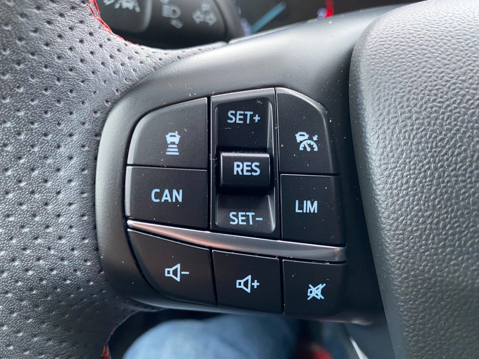 Ford Fiesta 1,0 EcoBoost mHEV ST-Line 5d