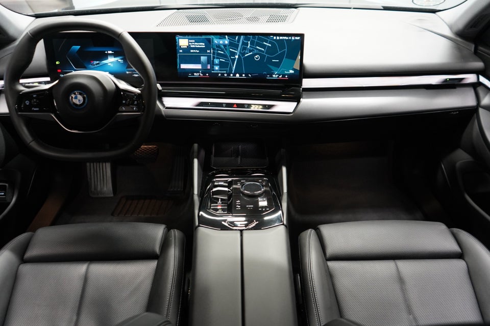 BMW i5 eDrive40 Sport Line 4d