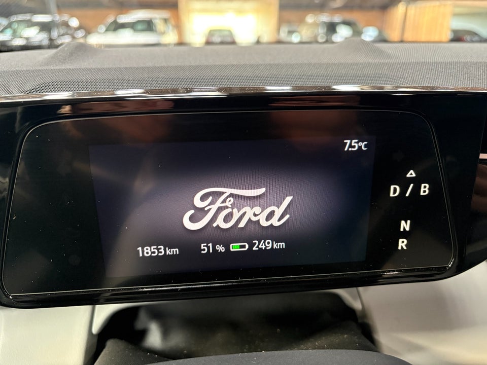 Ford Capri 77 Premium Extended Range 5d