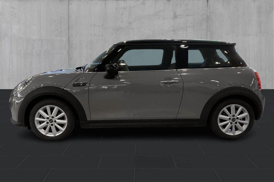 MINI Cooper SE Essential 3d