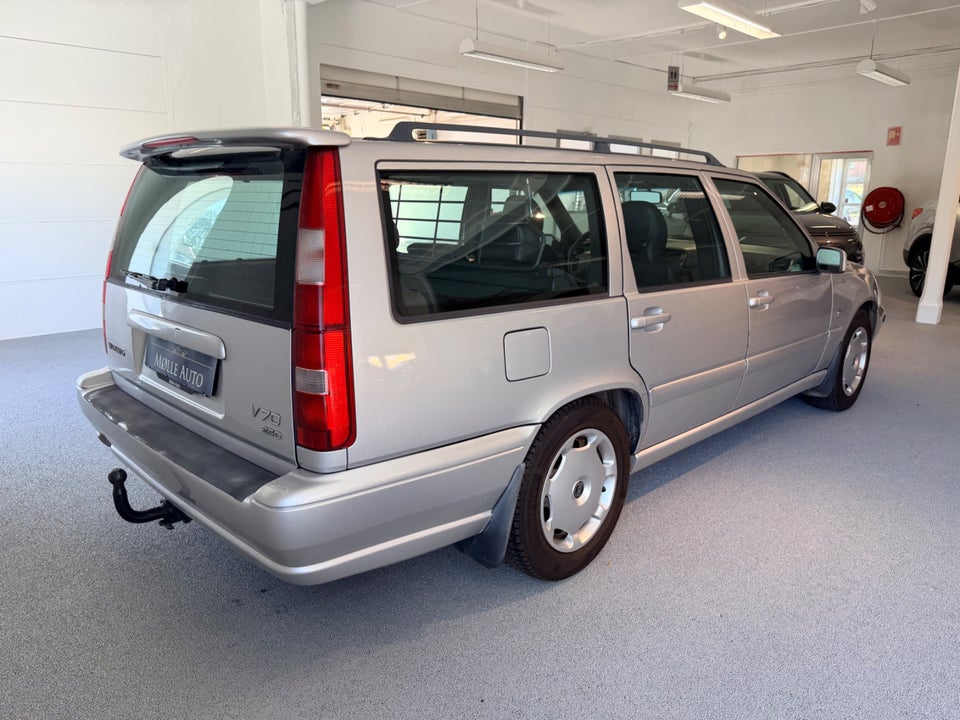 Volvo V70 2,4 5d