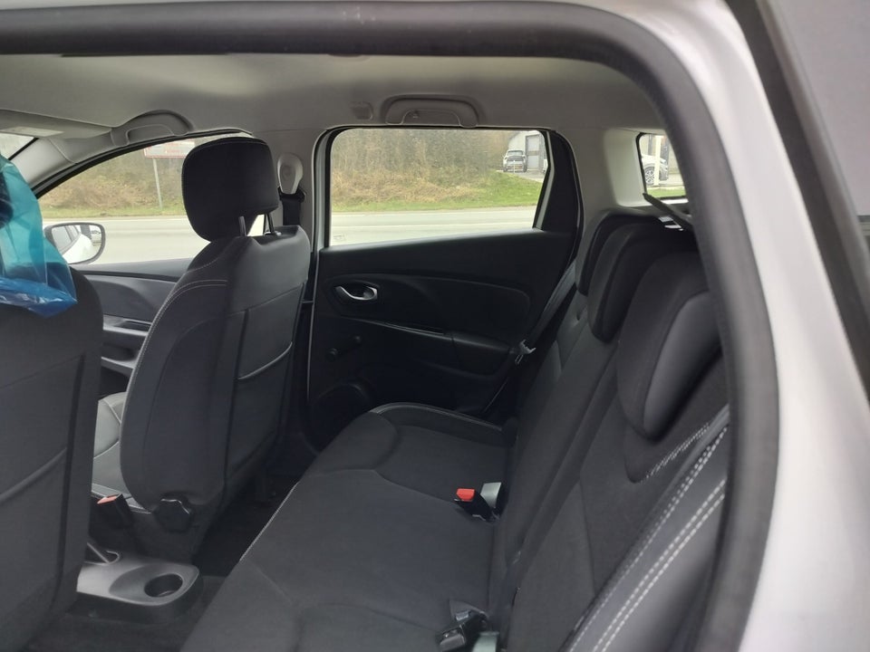 Renault Clio IV 1,2 16V Life Sport Tourer 5d