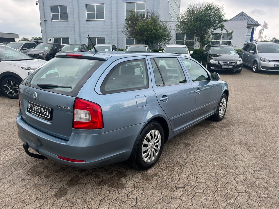 Skoda Octavia 1,4 TSi 122 Elegance Combi DSG 5d