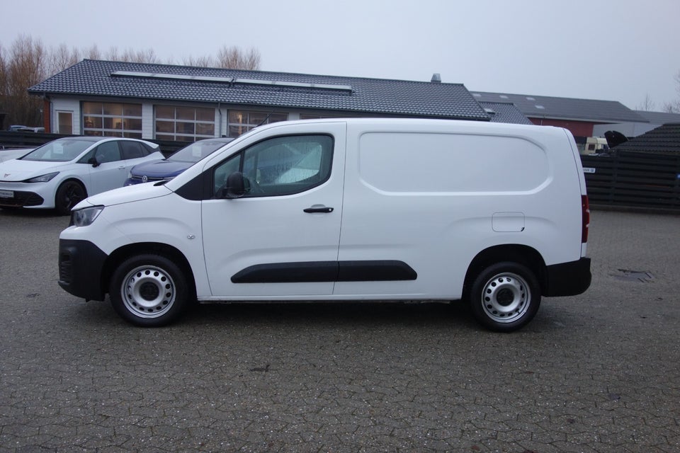 Peugeot Partner 1,5 BlueHDi 100 L2V2 Plus Van