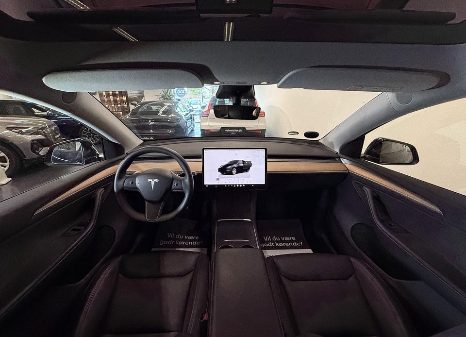 Tesla Model Y Long Range AWD 5d