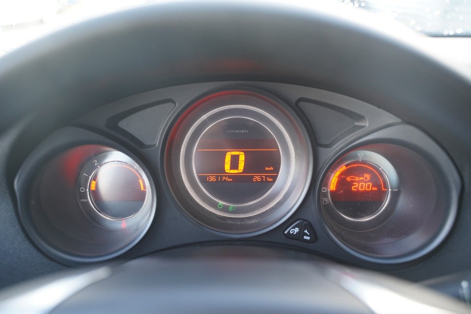 Citroën C4 1,4 VTi Attraction 5d