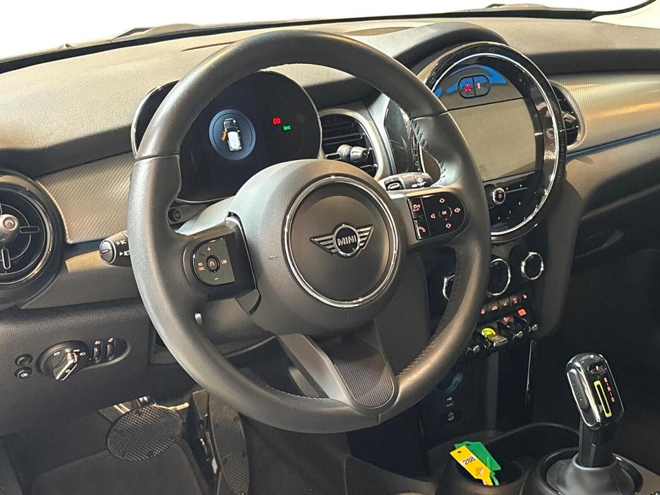 MINI Cooper SE Edition Premium Plus 3d