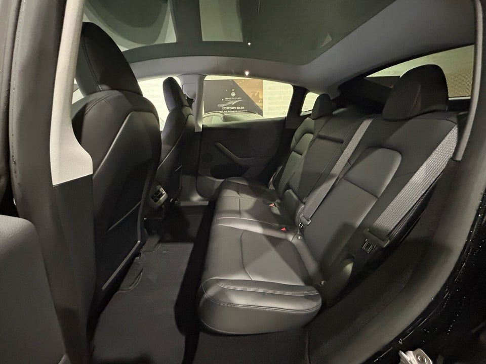 Tesla Model Y Long Range AWD 5d