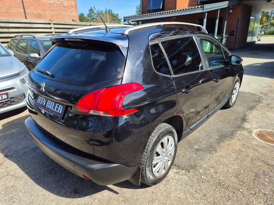 Peugeot 2008 1,2 VTi 82 Active 5d