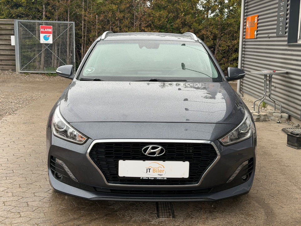 Hyundai i30 1,0 T-GDi Premium stc. 5d