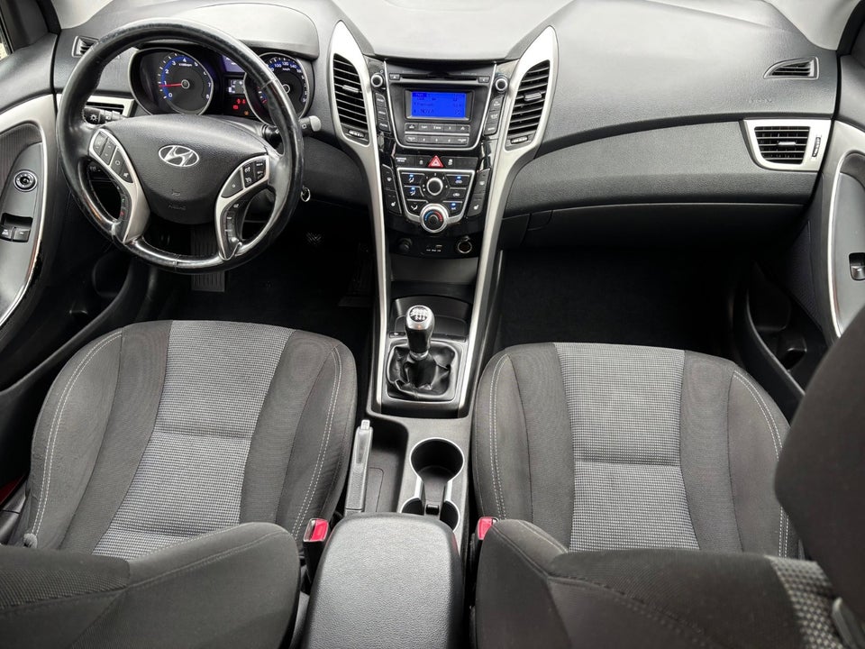 Hyundai i30 1,6 GDi Life+ 5d