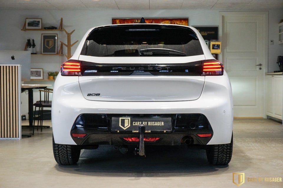 Peugeot 208 1,2 PureTech 100 Allure+ 5d