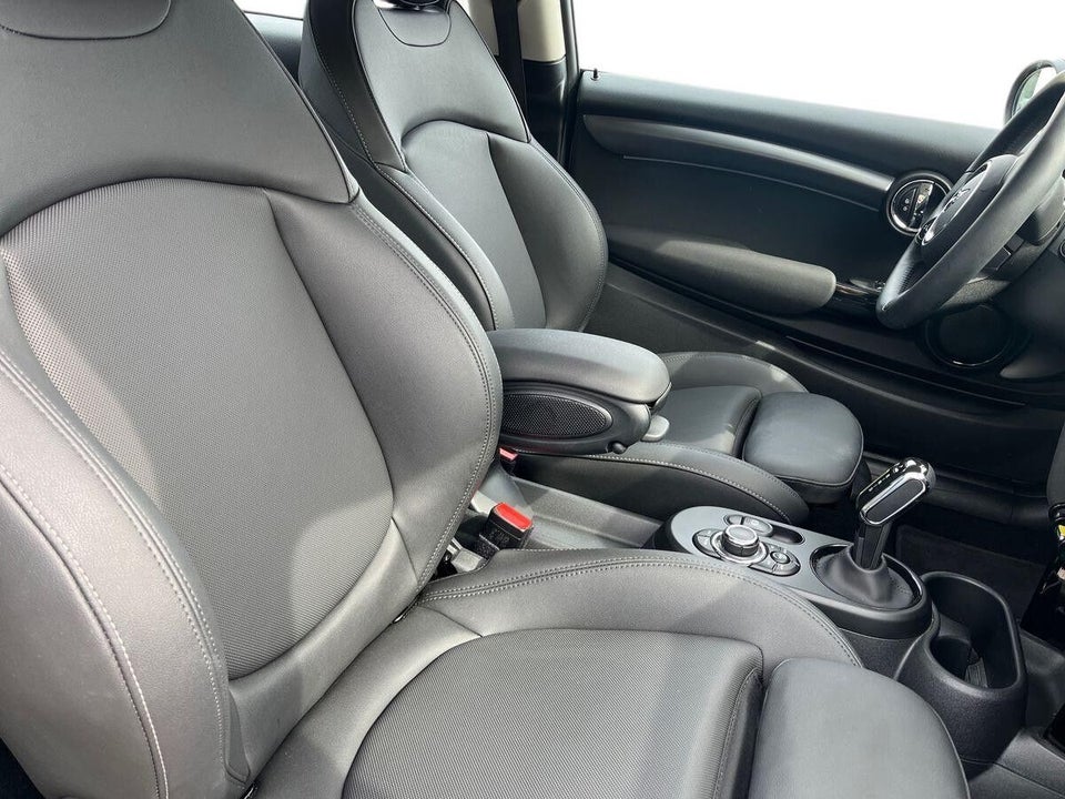MINI Cooper SE Edition Premium Plus 3d