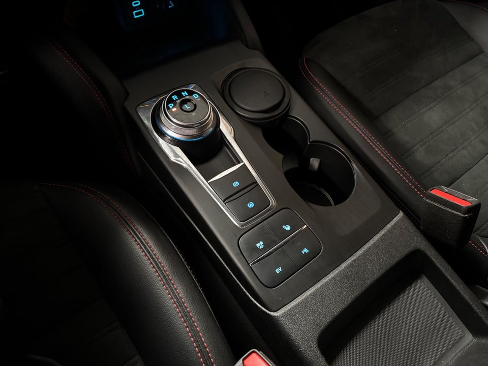 Ford Kuga 2,5 PHEV ST-Line X CVT 5d