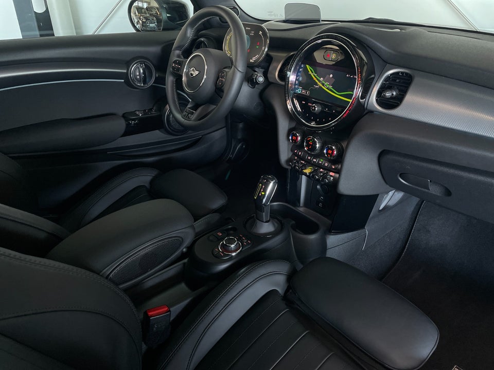 MINI Cooper SE Maximise 3d