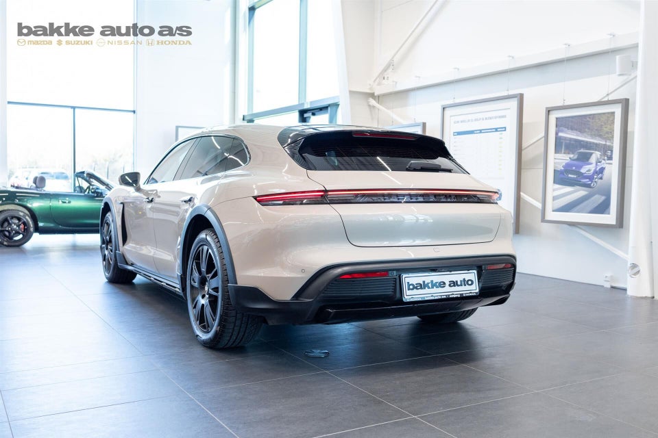 Porsche Taycan 4S Performance+ Cross Turismo 5d